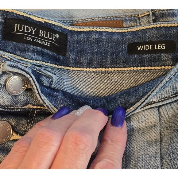 Judy Blue Wide Leg Crop Jeans Womens 7/28 Blue Light Wash Button Fly Bohemian - Picture 3 of 12